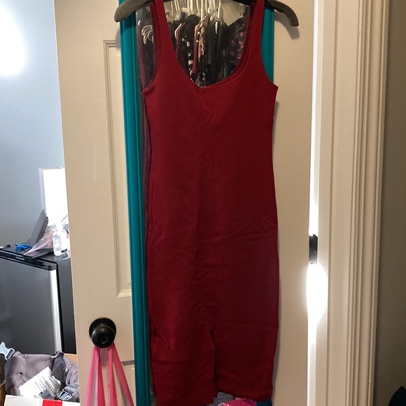 Forever 21 sleeveless bodycon red dress - Picture 2 of 4